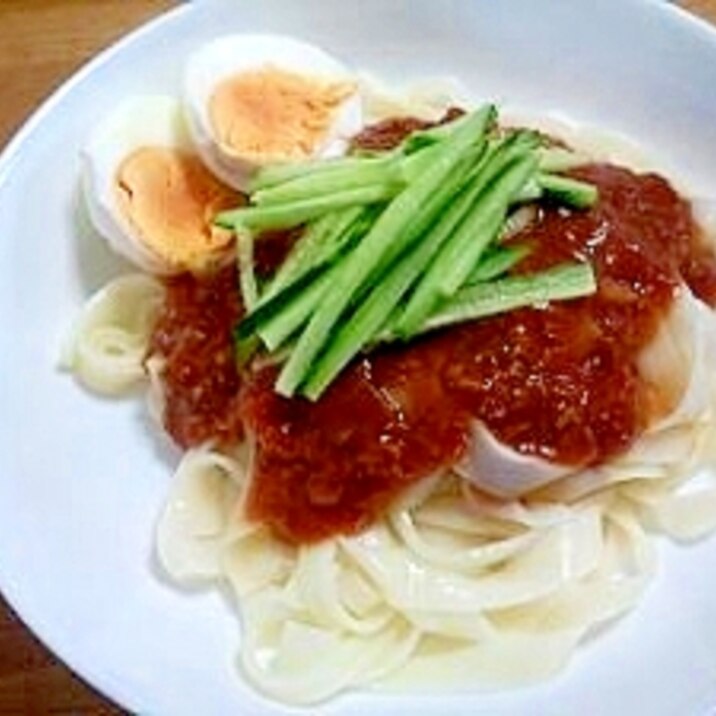 トマト肉味噌で、ジャージャーきし麺（＾＾）